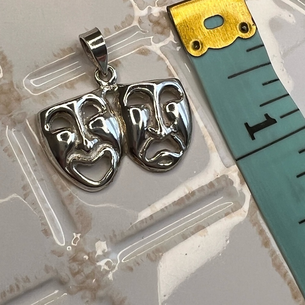 Vintage Comedy Tragedy Masks Pendant NOS 925 Sterling Silver - Picture 4 of 4